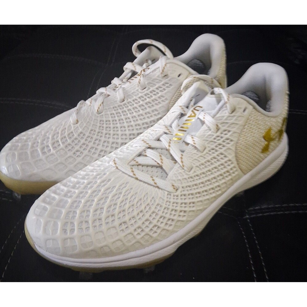 Under Armour Glide 2 White Gold Baseball/softball Cleats sz 9